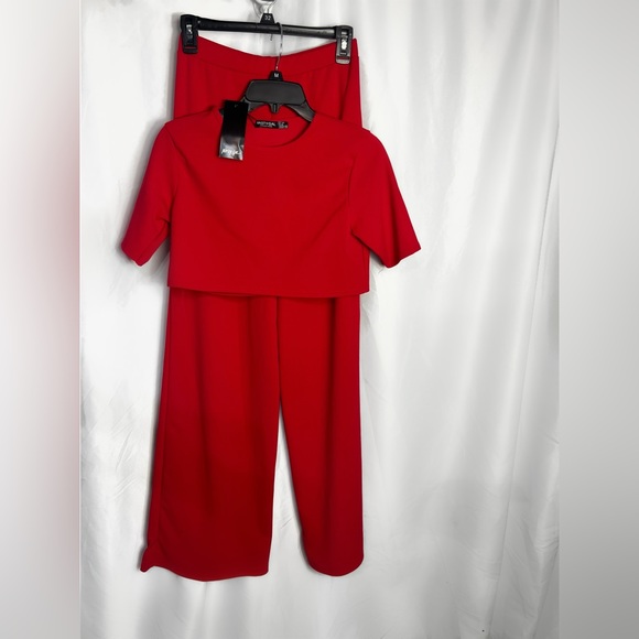 Settle the Score Crop Top and Pants Set - Picture 2 of 4